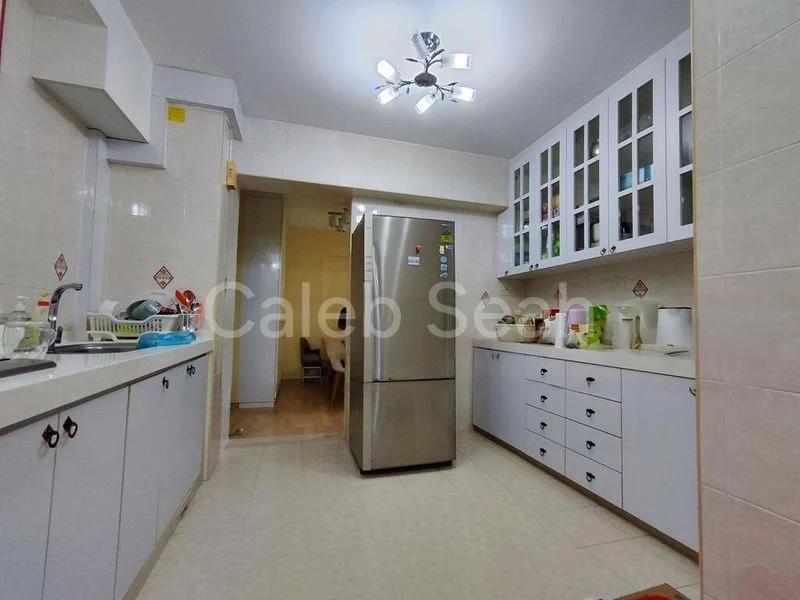 4 Room (4A) HDB for Rent in  49 Strathmore Avenue - Image 9